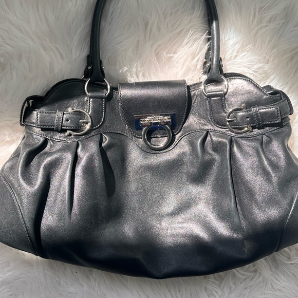 Black Leather Ferragamo Handbag - Picture 4 of 15